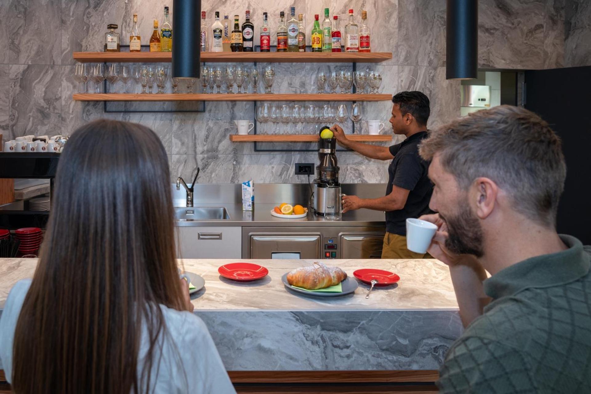 阿尔弗兰托伊奥加尼酒店 阿科 外观 照片